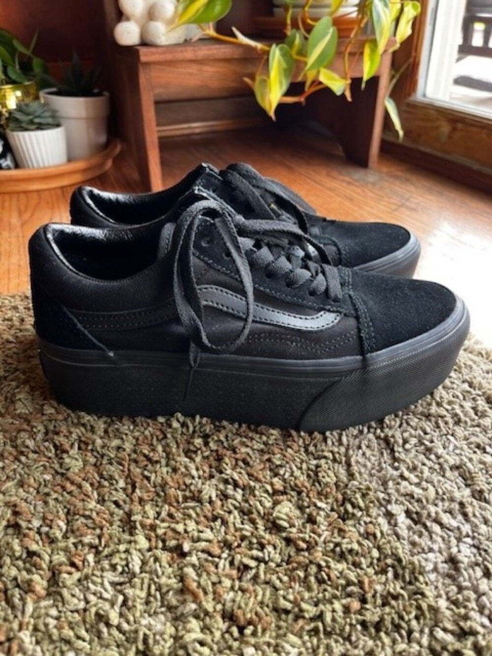 Old Skool Platform Shoe (size 7 women's) - Picture 2 of 6